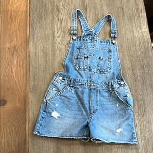 Gap denim shorts overalls. Girl size XXL. May fit a women xs - see measurements